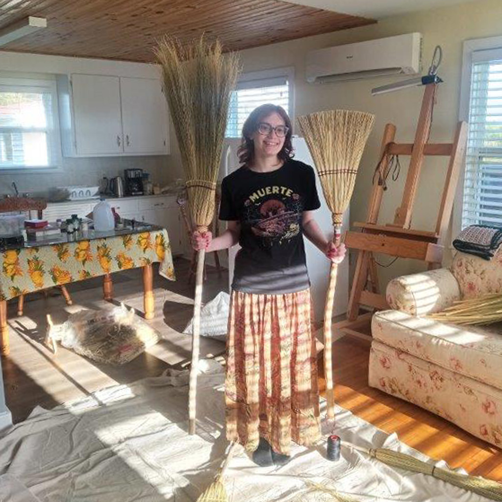 Past Artist Resident, Gwen Raffo - Port Bickerton Lighthouse Association